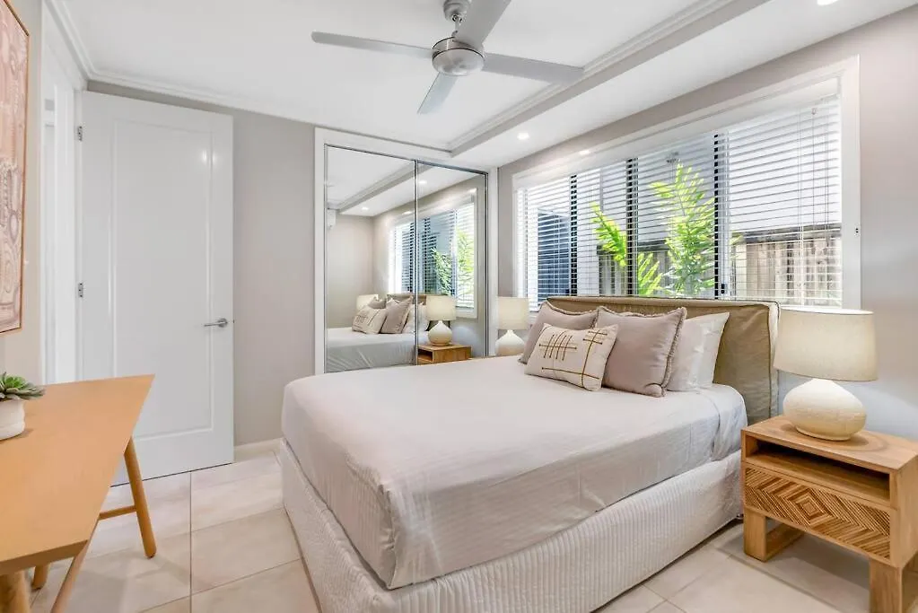 Cove House - Coastal Convenience By The Pool Villa Palm Cove